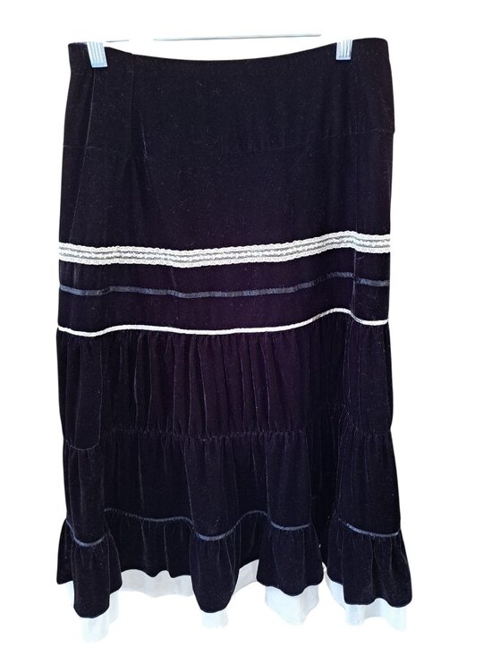 New York & Company Dresses & Skirts - Vintage Velvet Maxi Skirt New York & Co Black Lace Ruffled Womens XS Festival